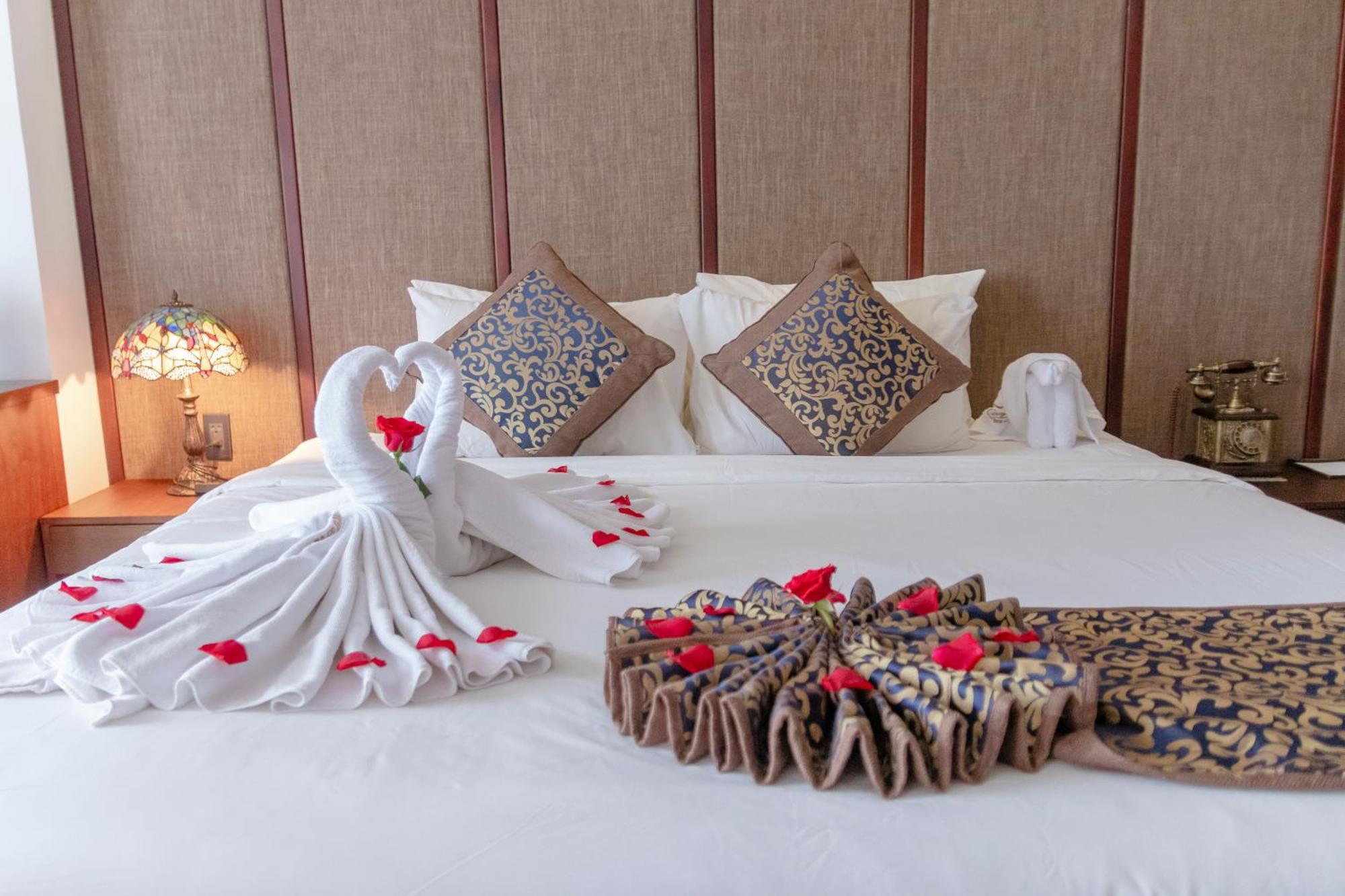 Dong Duong & - Afternoon Tea Inclusive - Very होटल 4*